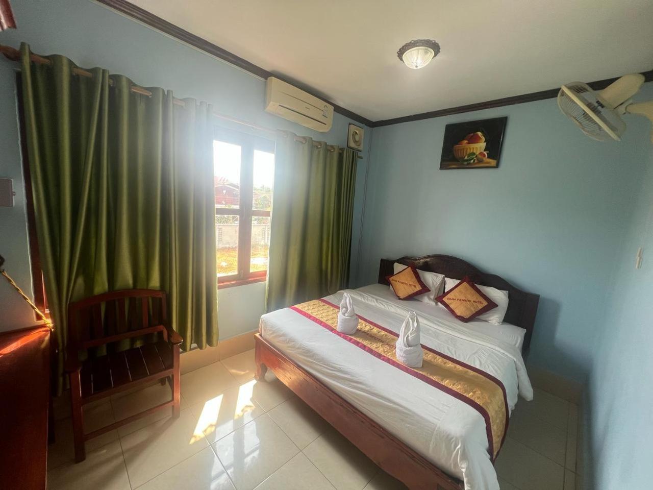 Khampaseuth Hotel Ванг-Виенг Экстерьер фото